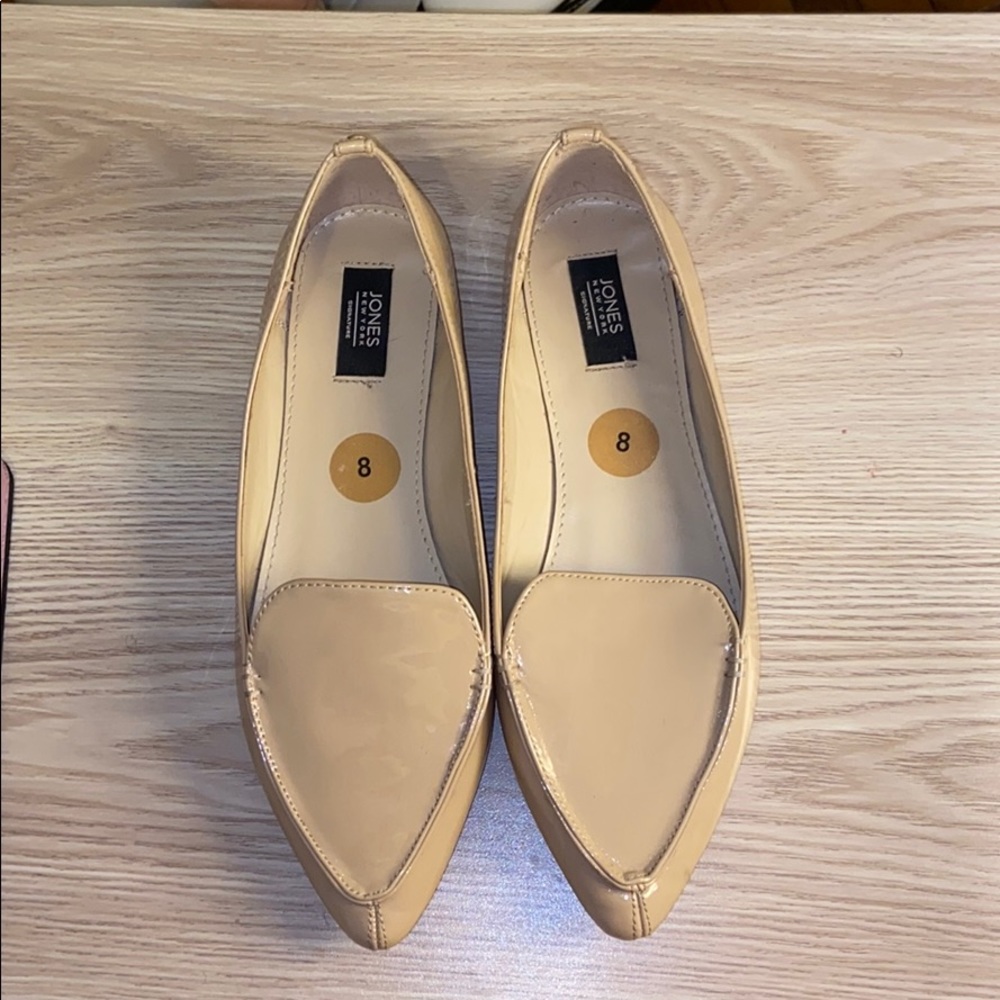 Nude flats